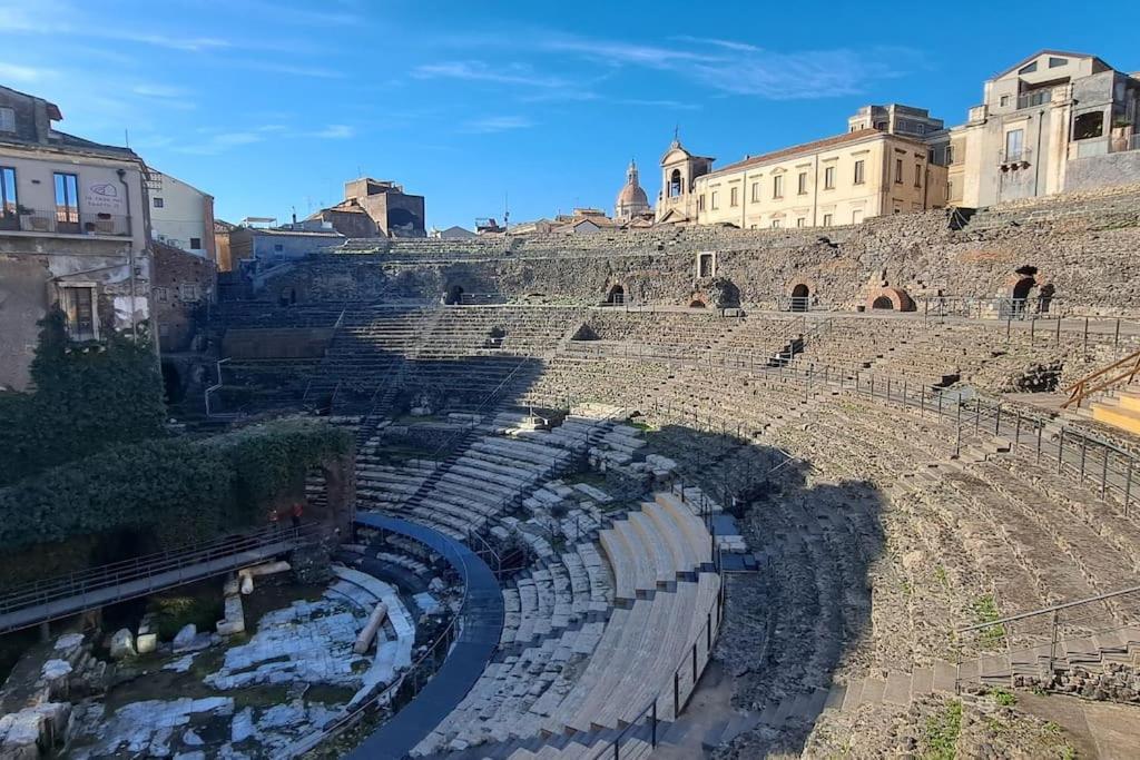 Ferienwohnung Finestre Sul Teatro - Catania - Parking Included Exterior foto