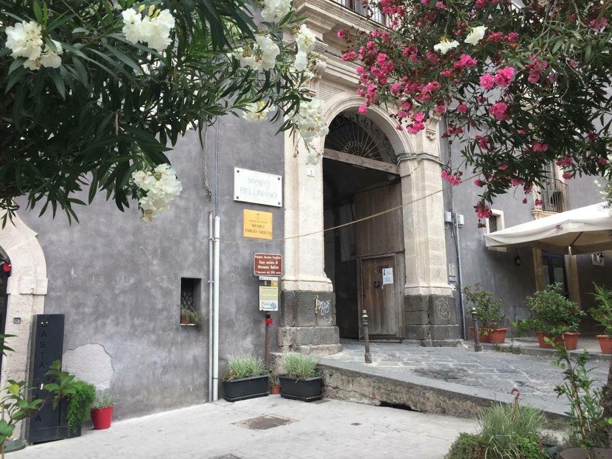 Ferienwohnung Finestre Sul Teatro - Catania - Parking Included Exterior foto